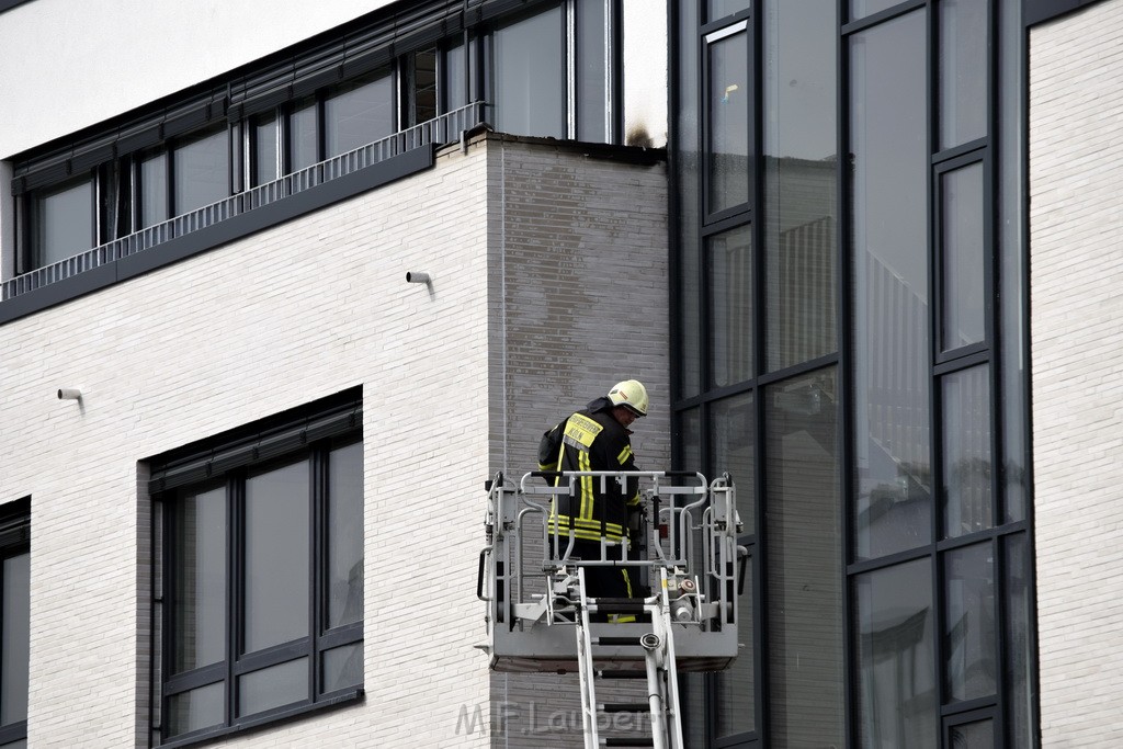 Fassadenfeuer Baustelle Koeln Kalk Dillenburgerstr P30.JPG - Miklos Laubert